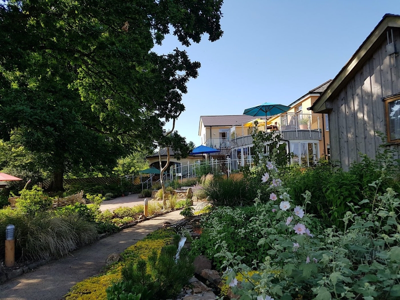 Skanda Vale Hospice Garden